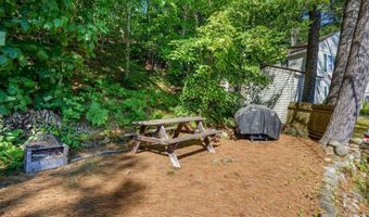 92 Red Gate Ln, Acton, ME 04001