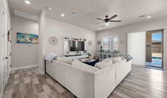 2921 Steamboat Dr, Bullhead City, AZ 86429