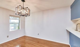 221 Braeshire Dr A, Ballwin, MO 63021