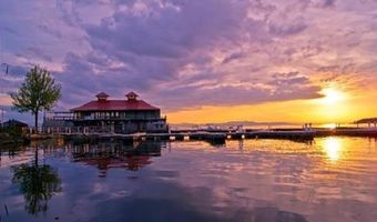 131 Main St 407, Burlington, VT 05401