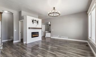 5776 Cedarwood Ln, Ammon, ID 83406