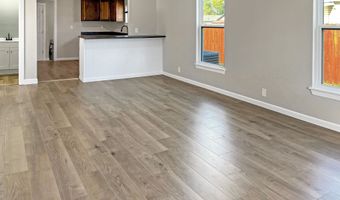 517 Park, Alva, OK 73717