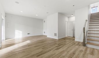 42904 BITTNER Sq, Ashburn, VA 20148