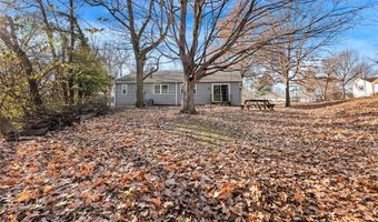3 Newfield Ct, Ballwin, MO 63011