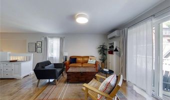 364 Bellevue Ave 5A, Newport, RI 02840