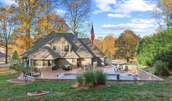 209 River Dr, Bloomfield, IN 47424