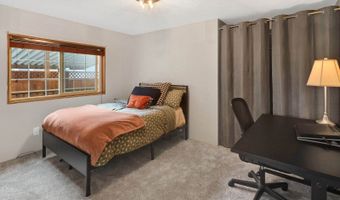 425 N Chuckanut Dr, Bellingham, WA 98229