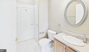 20920 CEDARPOST Sq 300, Ashburn, VA 20147