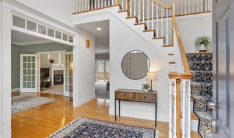 2 Old Village Rd, Acton, MA 01720
