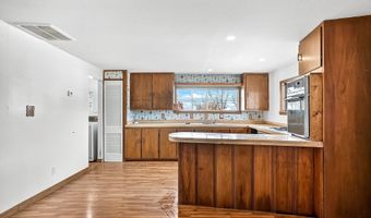 109 W Cline St, Aurora, MO 65605