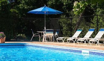 85 Gateway Rd, North Kingstown, RI 02852