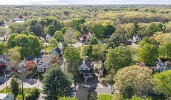 38 Hope St, Attleboro, MA 02703