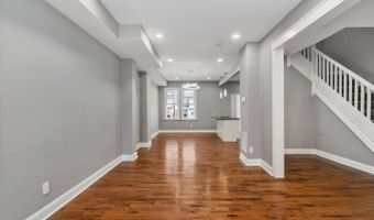 327 LYNDHURST St, Baltimore, MD 21229