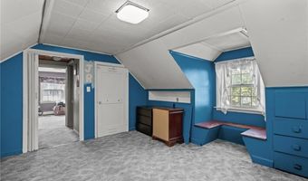 132 King Phillip Dr, North Kingstown, RI 02852