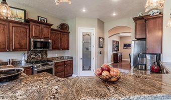 704 ANASAZI Dr, Aztec, NM 87410