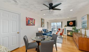 10 Cunningham Ln 204, Billerica, MA 01821