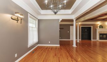 2110 Dena Dr, Anderson, IN 46017