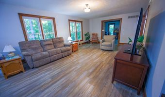 5681 Springhollow Ct, Avon, IN 46123