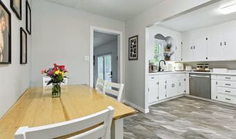 6049 E Mineral Koleen Rd, Bloomfield, IN 47424