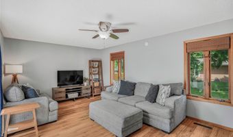 1310 20th St, Ames, IA 50010