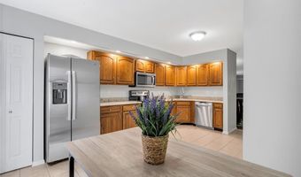 502 Oak Ridge Trails Ct, Ballwin, MO 63021