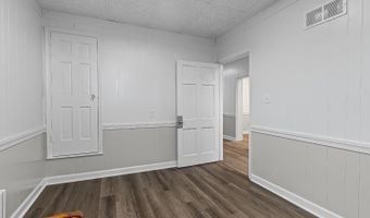 525 7th St, Altavista, VA 24517