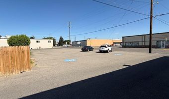207 S Broadway St, Blackfoot, ID 83221