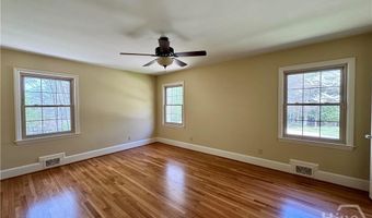 270 Riverhill Dr, Athens, GA 30606