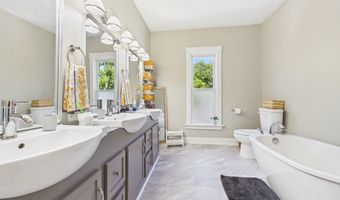 1104 S Harrison St, Alexandria, IN 46001