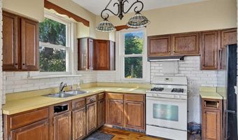 24 Summit Ave, Albany, NY 12209