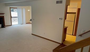 2445 Mulberry Ct, Ann Arbor, MI 48104