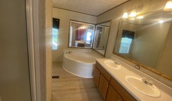 25 Stonewall St, Ball Ground, GA 30107