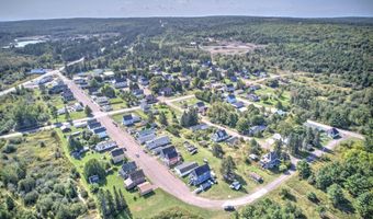 52 Senter St, Ahmeek, MI 49901
