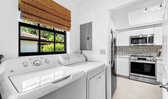 481 Forestview Dr, Atlantis, FL 33462