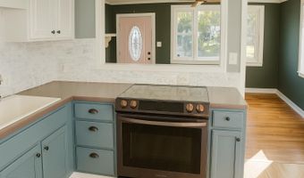 174 James St, Beaufort, SC 29902