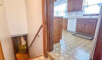 2124 D Ave E, Bismarck, ND 58501