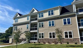 0 Greenwich Blvd 308, East Greenwich, RI 02818