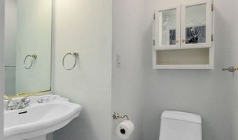 842 Wendevy Ct, Ballwin, MO 63011