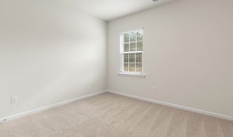 950 Misty Creek Dr, Aberdeen, NC 28315