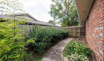 4700 Clearview Dr, Bartlesville, OK 74006