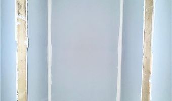339 S Oak St, Austin, IN 47102