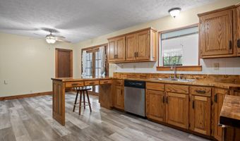 11326 E Brainerd Rd, Apison, TN 37302