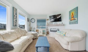25915 BEACH Dr, Rockaway Beach, OR 97136