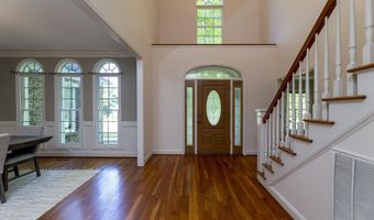 975 AVALON Ln, Anniston, AL 36207