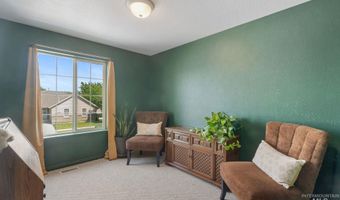 4931 Rose St, Chubbuck, ID 83202
