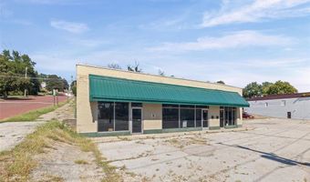 1300 E Broadway, Alton, IL 62002