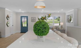 215 Wyanoke Ave, Charlotte, NC 28205