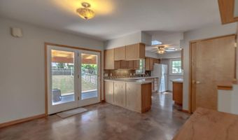 232 Greenway Rd, Arkansas City, KS 67005