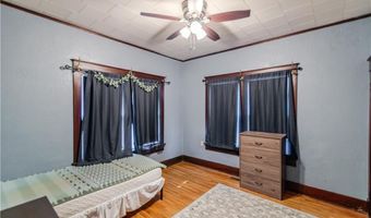 905 Parallel St, Atchison, KS 66002