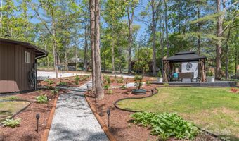 8 Palatka St, Arden, NC 28704